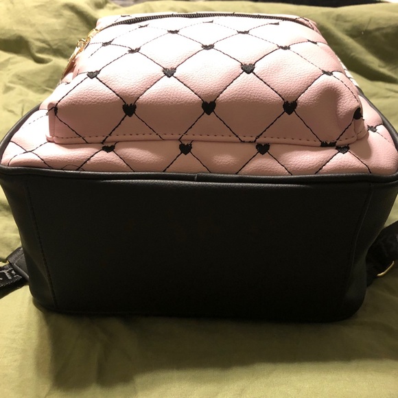 Betsey Johnson Blush Heart Backpack - Picture 4 of 16